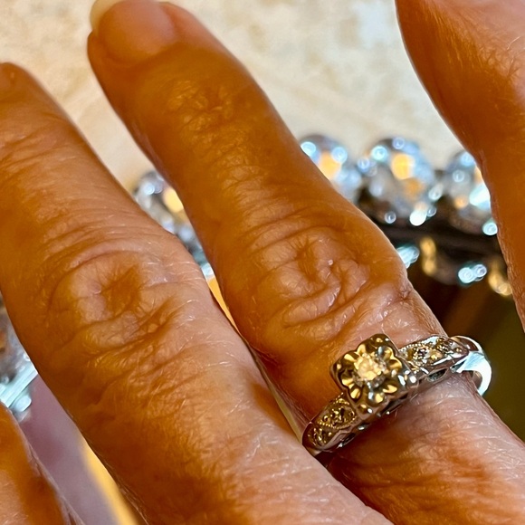 Art Deco Vintage Diamond Ring Size 6.5 - Picture 9 of 12